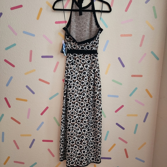 DVF Halter Tie Neck Neutral Poppy Sweaterknit Midi Dress NWT Size MEDIUM - Picture 6 of 9